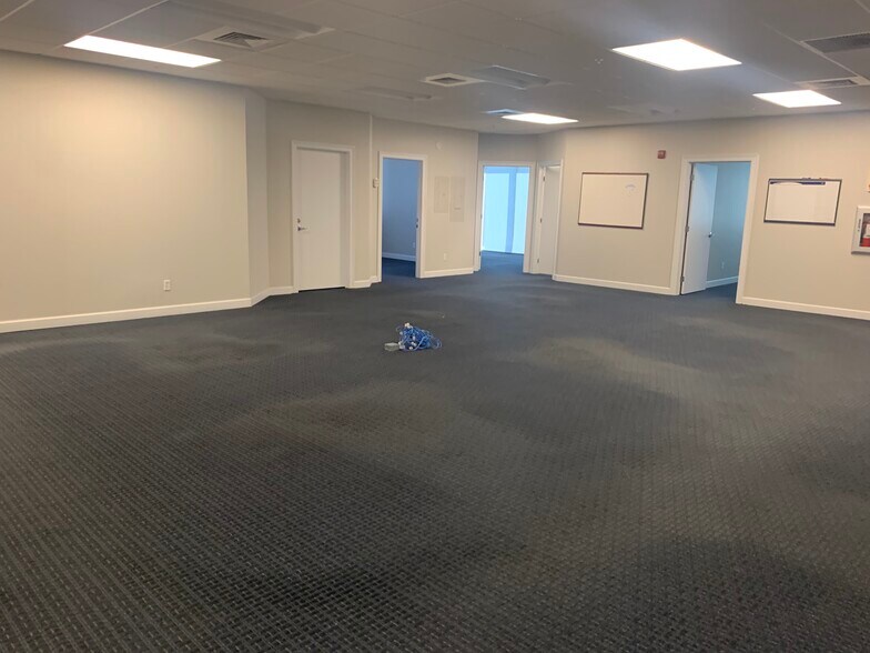 More Photos Of 1500 Corporate Center Way, Wellington Office For Lease