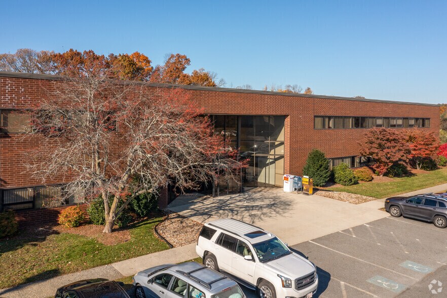 More Photos Of 153 andover St, Danvers Light Distribution For Sale