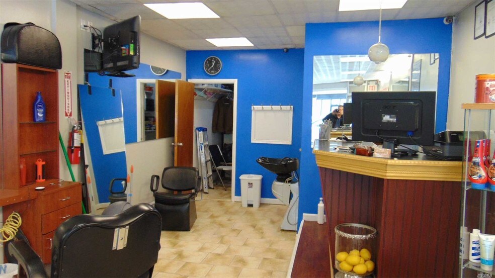 More Photos Of 1012-1016 Broadway, Woodmere Apartments For Lease