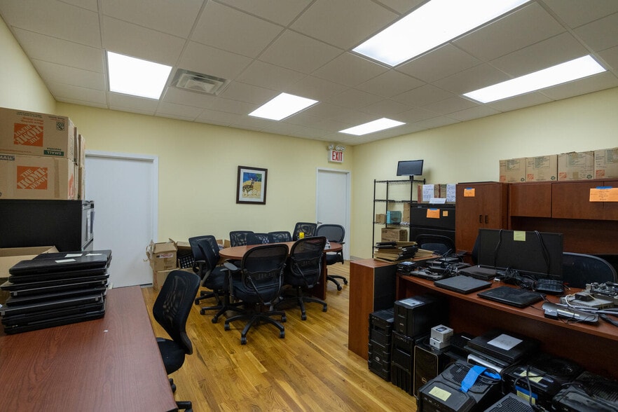 More Photos Of 17-19 Marble Ave, Pleasantville Storefront Retail Office For Sale