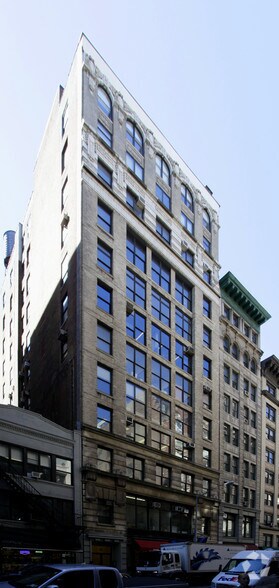More Photos Of 6-8 W 18th St, New York Office For Lease