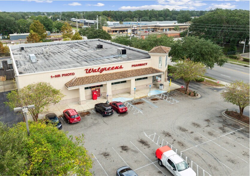 More Photos Of 6103 Fort Caroline Rd, Jacksonville Drugstore For Sale