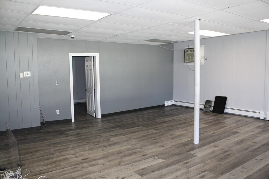 More Photos Of 119-121 E Main St, Milford Unknown For Lease