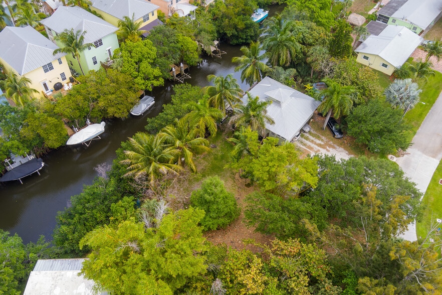 More Photos Of 201 Sw 6th St, Stuart Office For Sale