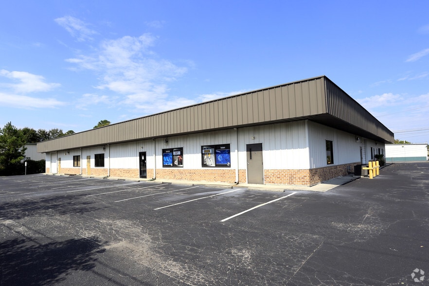 Primary Photo Of 1425 Enterprise Ave, Myrtle Beach Flex For Lease