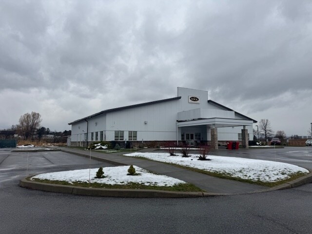 More Photos Of 73 Thompson St, South Burlington Flex For Sale