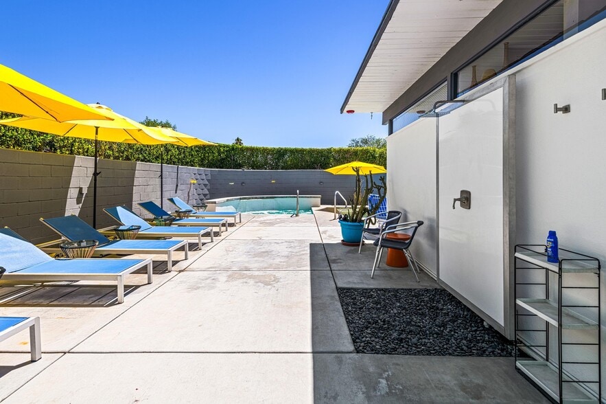 More Photos Of 795 E Chuckwalla Rd, Palm Springs Apartments For Sale