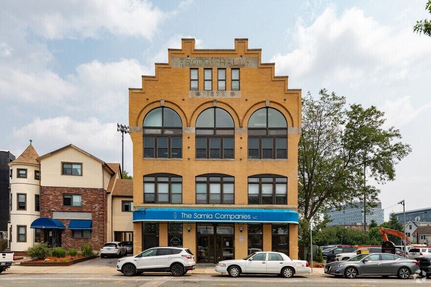 More Photos Of 60 Leo M Birmingham Pkwy, Boston Office For Lease