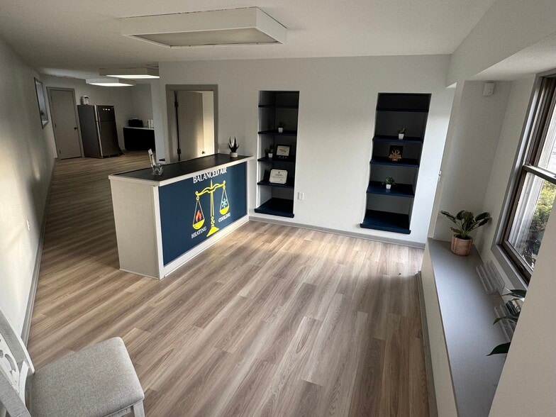 More Photos Of 23672 Lorain Rd, North Olmsted Industrial For Sale