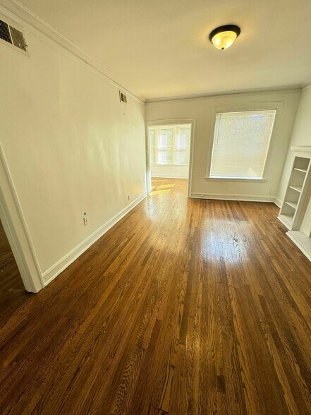 More Photos Of 7250 S Merrill Ave, Chicago Apartments For Sale