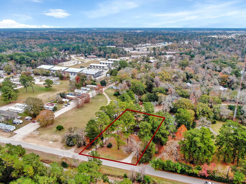 More Photos Of 29806 Lazy Ln, Spring Office Residential For Lease