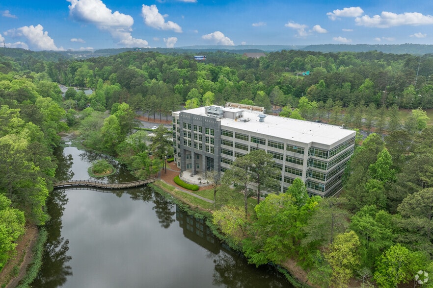 More Photos Of 1800 International Park Dr, Birmingham Office For Sale