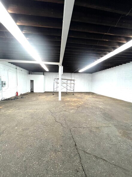 More Photos Of 38-59 9th St, Long Island City Apartments For Lease