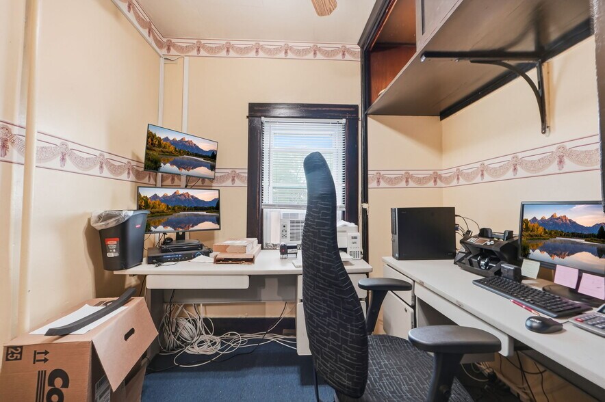 More Photos Of 401-407 N Patterson Park Ave, Baltimore Religious Facility For Sale