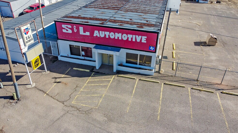 More Photos Of 1841 S Bolton St, Amarillo Auto Repair For Sale