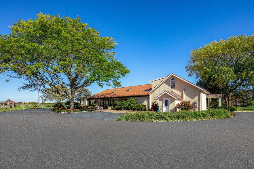 44075 Route 25, Peconic, NY 11958 Land For Sale