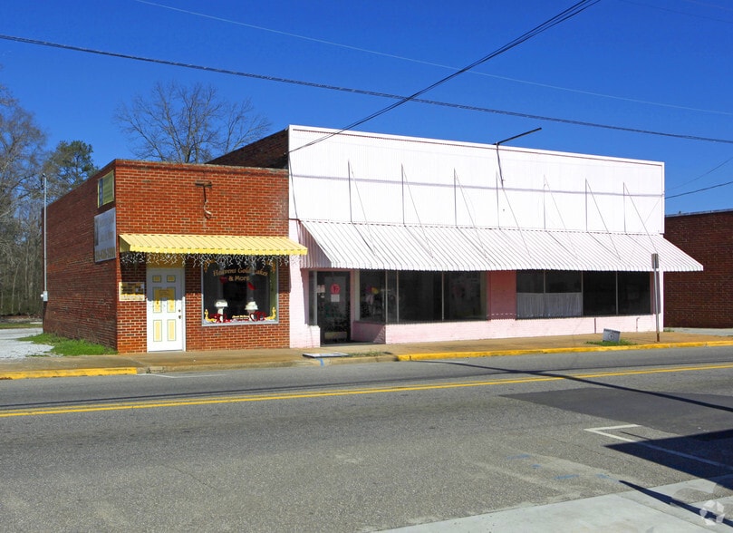 More Photos Of 911 1st St SW, Childersburg Storefront For Sale