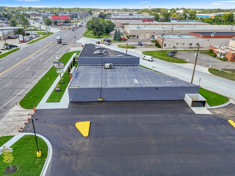 More Photos Of 34001 Groesbeck Hwy, Clinton Township Freestanding For Sale