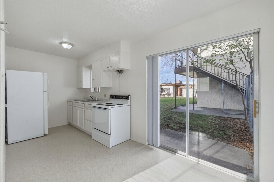 More Photos Of 1728 Pulliam St, San Angelo Apartments For Sale