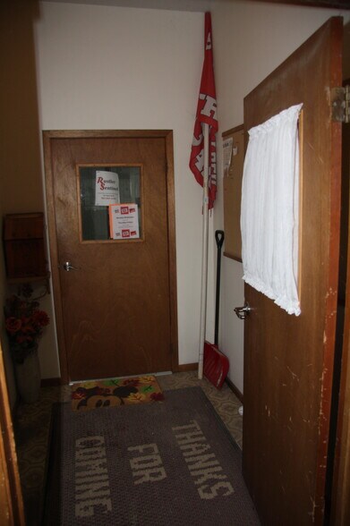 More Photos Of 310 Main St, Scribner Storefront For Sale