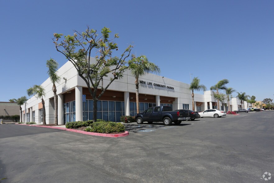 More Photos Of 2175 Sampson Ave, Corona Light Manufacturing For Lease