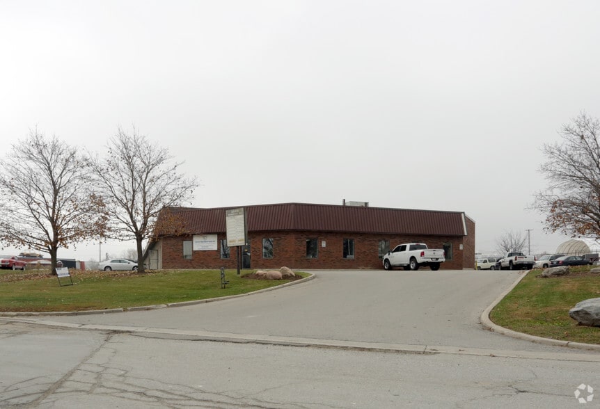 More Photos Of 1140 Heritage Rd, Burlington Warehouse For Lease