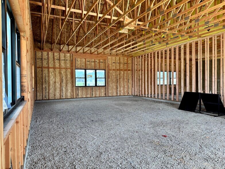 More Photos Of 101 Jewel Basin Ct, Bigfork Storefront Retail Office For Sale