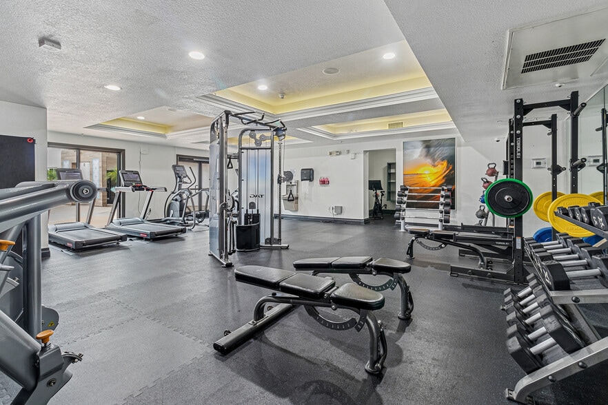 More Photos Of 5395 Napa St, San Diego Apartments For Lease