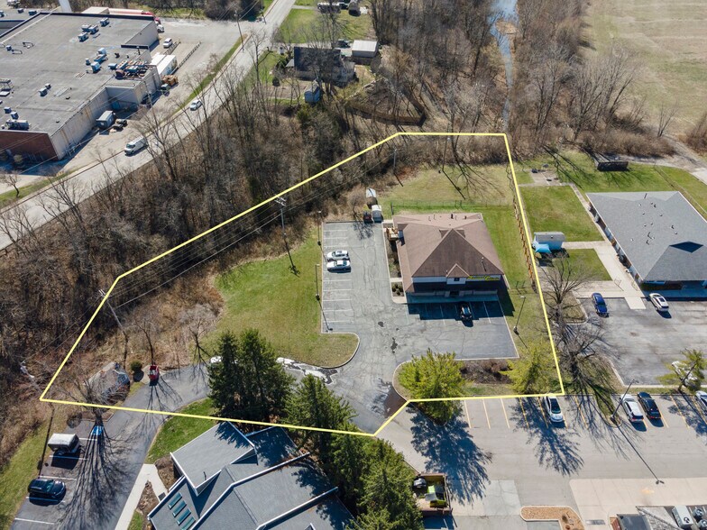 More Photos Of 150 Mensa Dr, Noblesville Office For Sale