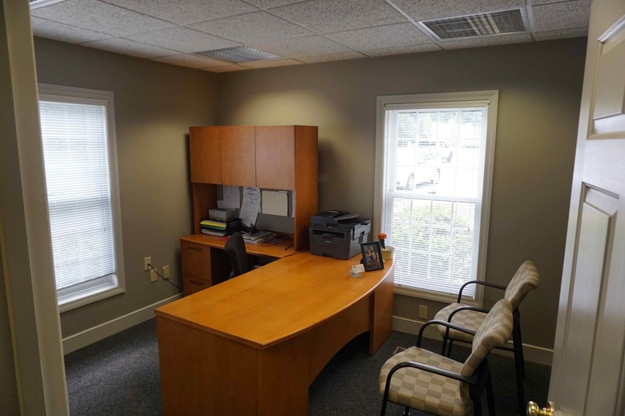 More Photos Of 80 Washington St, Norwell Office For Lease