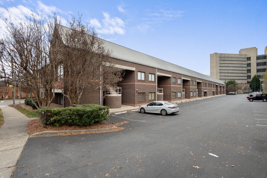 More Photos Of 101 N McDowell St, Charlotte Office For Sale