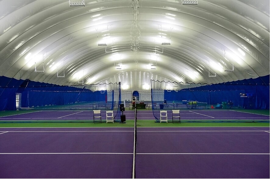 More Photos Of 11411 Gas House Pike, New Market Fitness Center For Sale