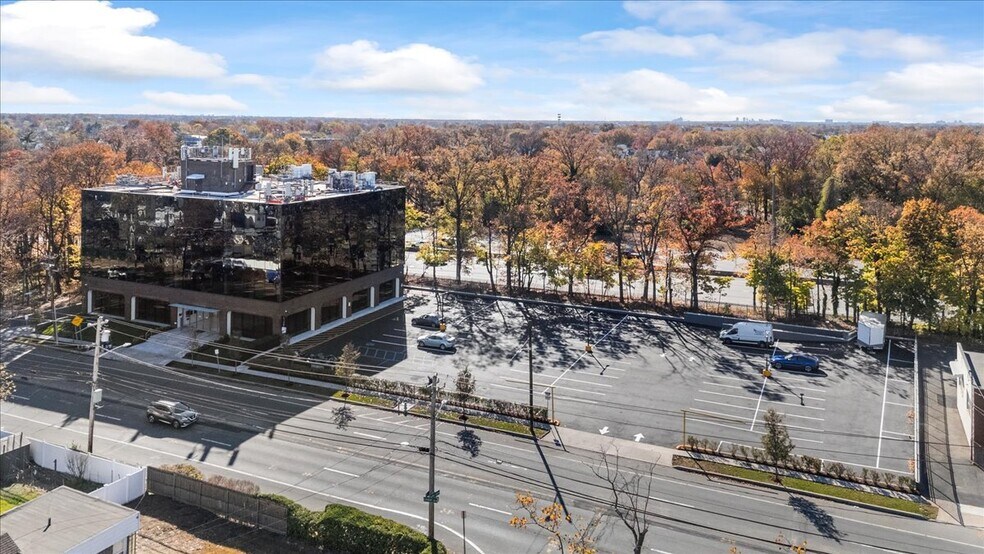 More Photos Of 1975 Linden Blvd, Elmont Medical For Lease