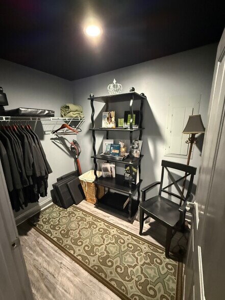 More Photos Of 2513 Dauphin St, Mobile Healthcare For Sale