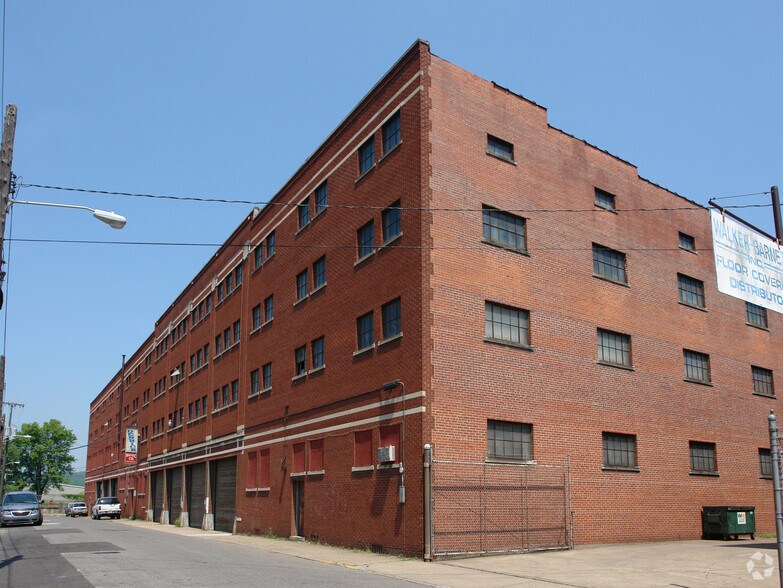 More Photos Of 1330 6th St, Charleston Warehouse For Sale