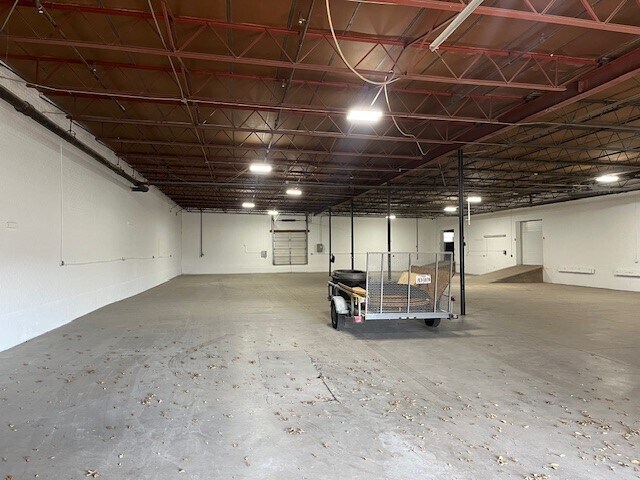 More Photos Of 8500-8600 Sovereign Row, Dallas Warehouse For Lease