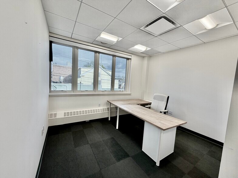 More Photos Of 239 Mill St, Greenwich Office For Lease