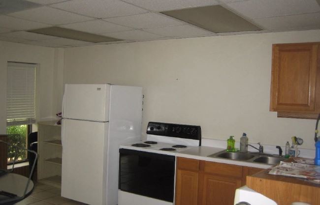 More Photos Of 1850 Joy Lake Rd, Morrow Warehouse For Lease