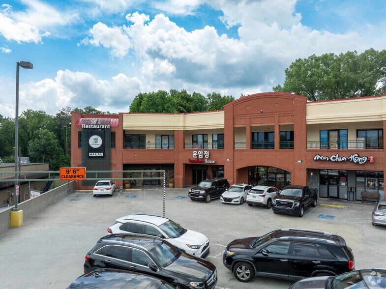 More Photos Of 5953 Buford Hwy NE, Doraville Storefront Retail Office For Sale