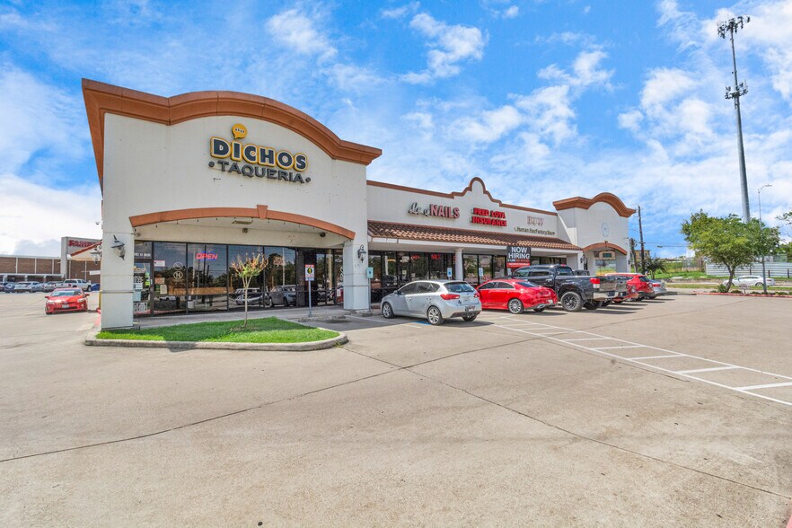 More Photos Of 614 S Wayside Dr, Houston Storefront For Lease