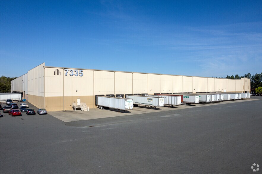 More Photos Of 7224 Statesville Rd, Charlotte Unknown For Lease