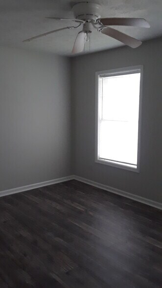 More Photos Of 323 S King Ave, Pine Mountain Apartments For Sale