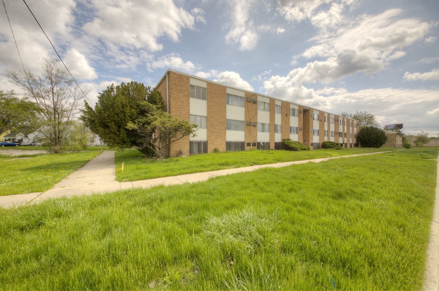 More Photos Of 18250 Weaver St, Detroit Apartments For Sale