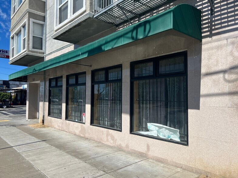 Primary Photo Of 1513-1515 14th Ave, Oakland Apartments For Sale