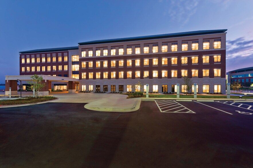 More Photos Of 8441 State Highway 47, Bryan Medical For Lease