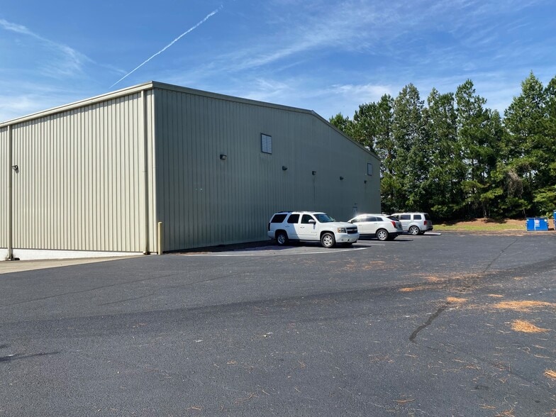 More Photos Of 1330 College Park Rd, Summerville Freestanding For Sale