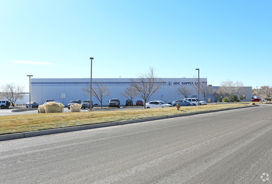 Primary Photo Of 451 Quantum Rd NE, Rio Rancho Distribution For Lease