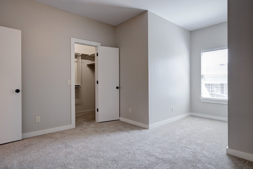 More Photos Of , Edmond Multifamily For Sale