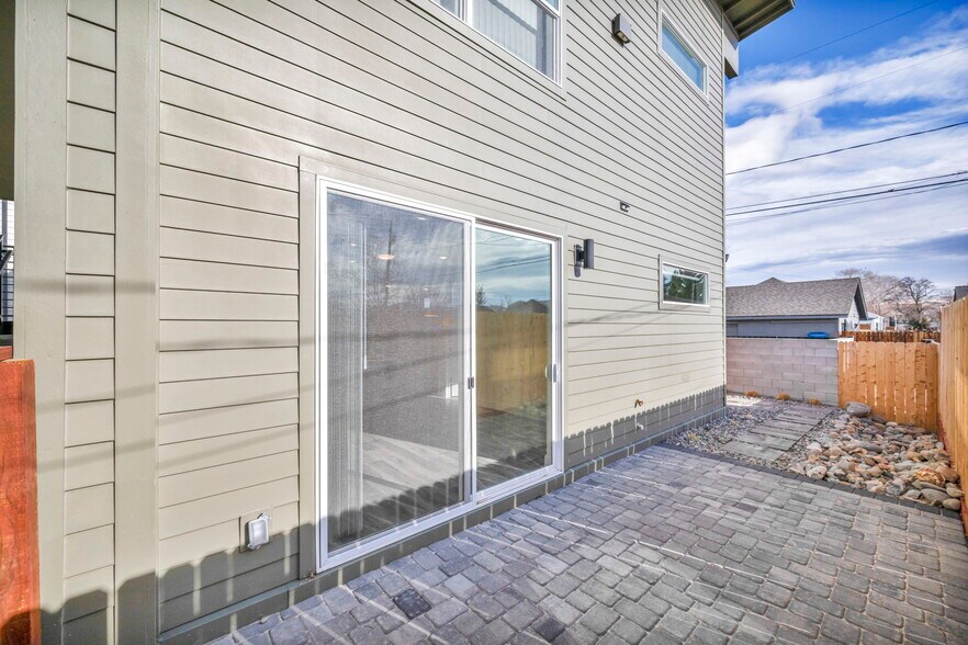 More Photos Of 542 7th St, Sparks Apartments For Sale