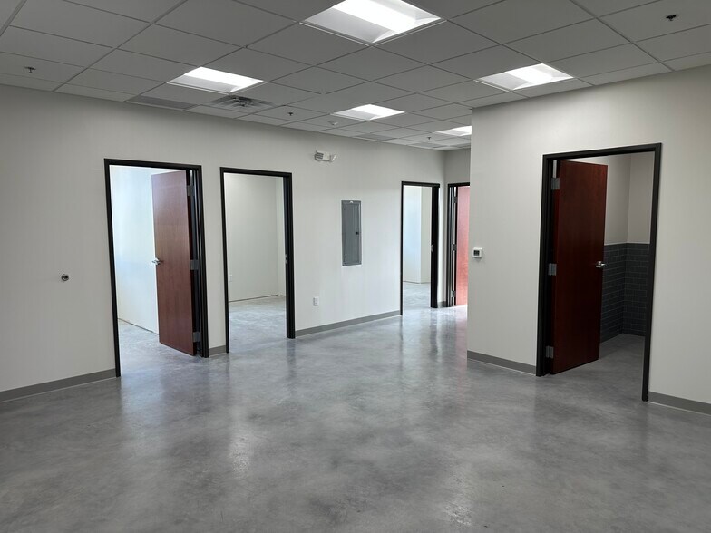 More Photos Of 5373 Williams Dr, Georgetown Medical For Lease